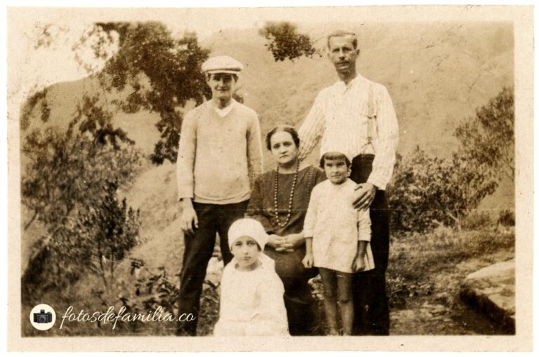 JRA-182 / Familia Greiffenstein / Papel brillante / 4.5*6.5 / B/