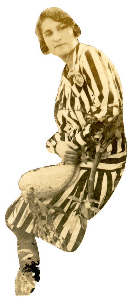 JRA-193 / Angela Arango / Papel brillante / 7*3 / B/N