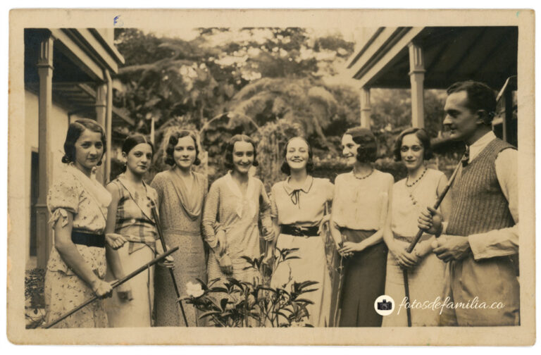 MEG_098 / María Elena González Mesa / Papel mate / 7*11 / BYN