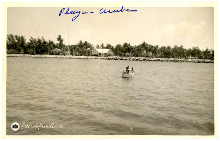 MEG_121 / Aruba o Miami / Papel mate / 8,5*13,5 / BYN